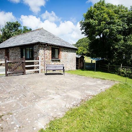 Sharlands Farm Holiday Cottages Бюд Екстериор снимка