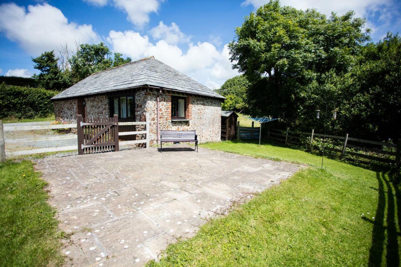 Sharlands Farm Holiday Cottages Бюд Екстериор снимка