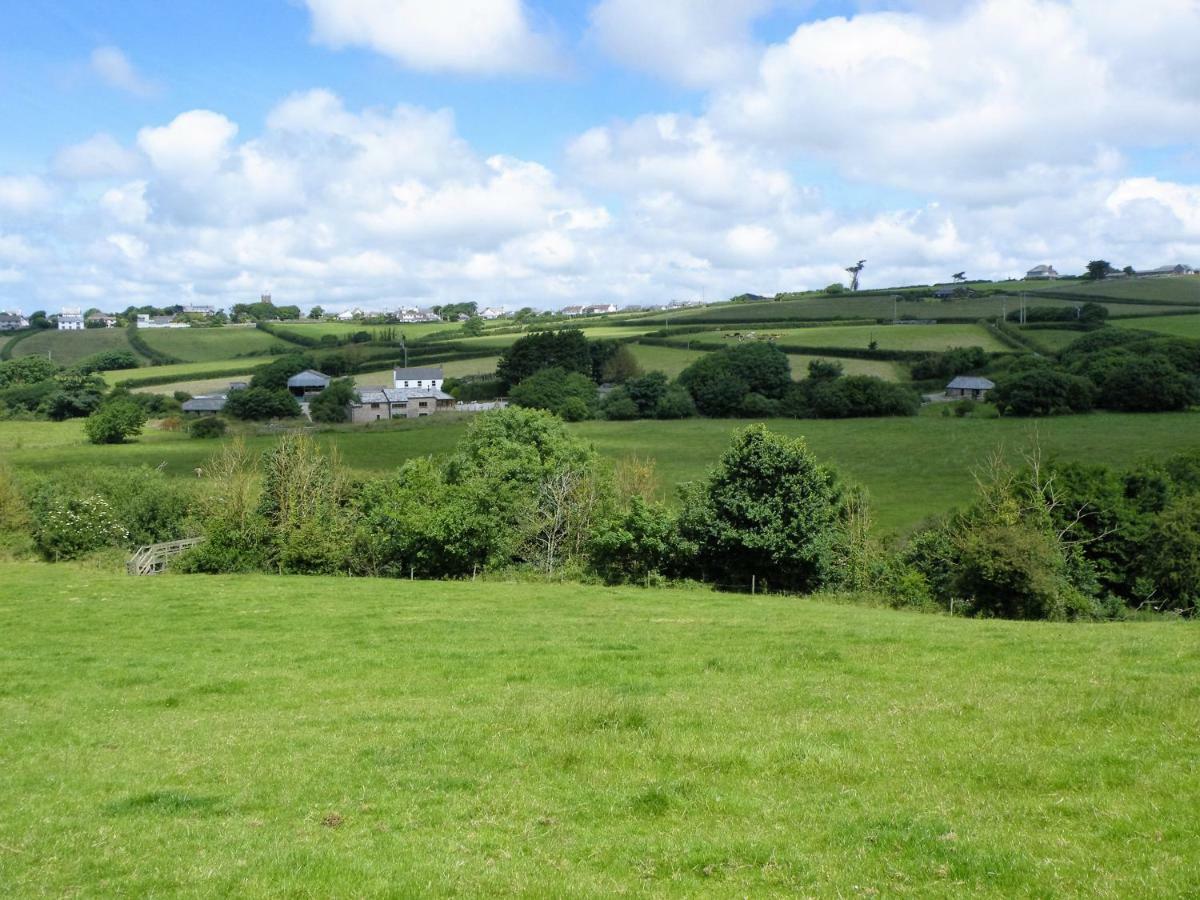 Sharlands Farm Holiday Cottages Бюд Екстериор снимка